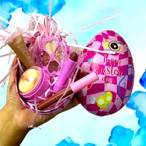 Kevin & Coco Easter Surprise Egg